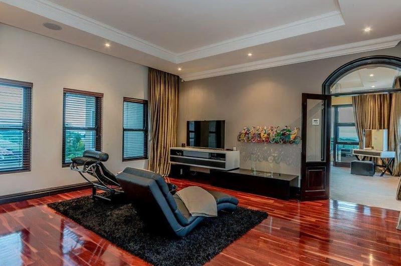 5 Bedroom Property for Sale in Stellenbosch Central Western Cape